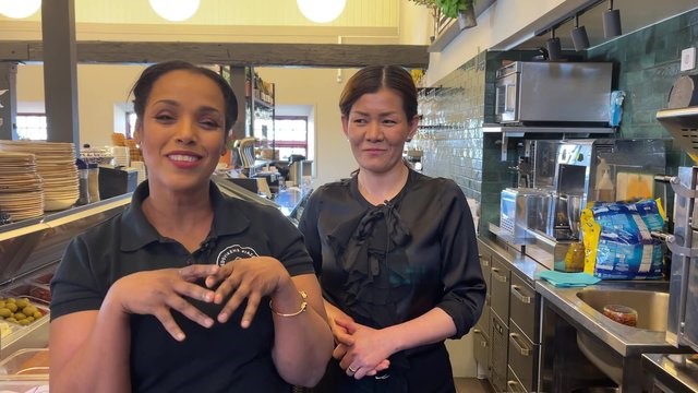 Razie och Amran jobbar på Edsvikens Gelateria